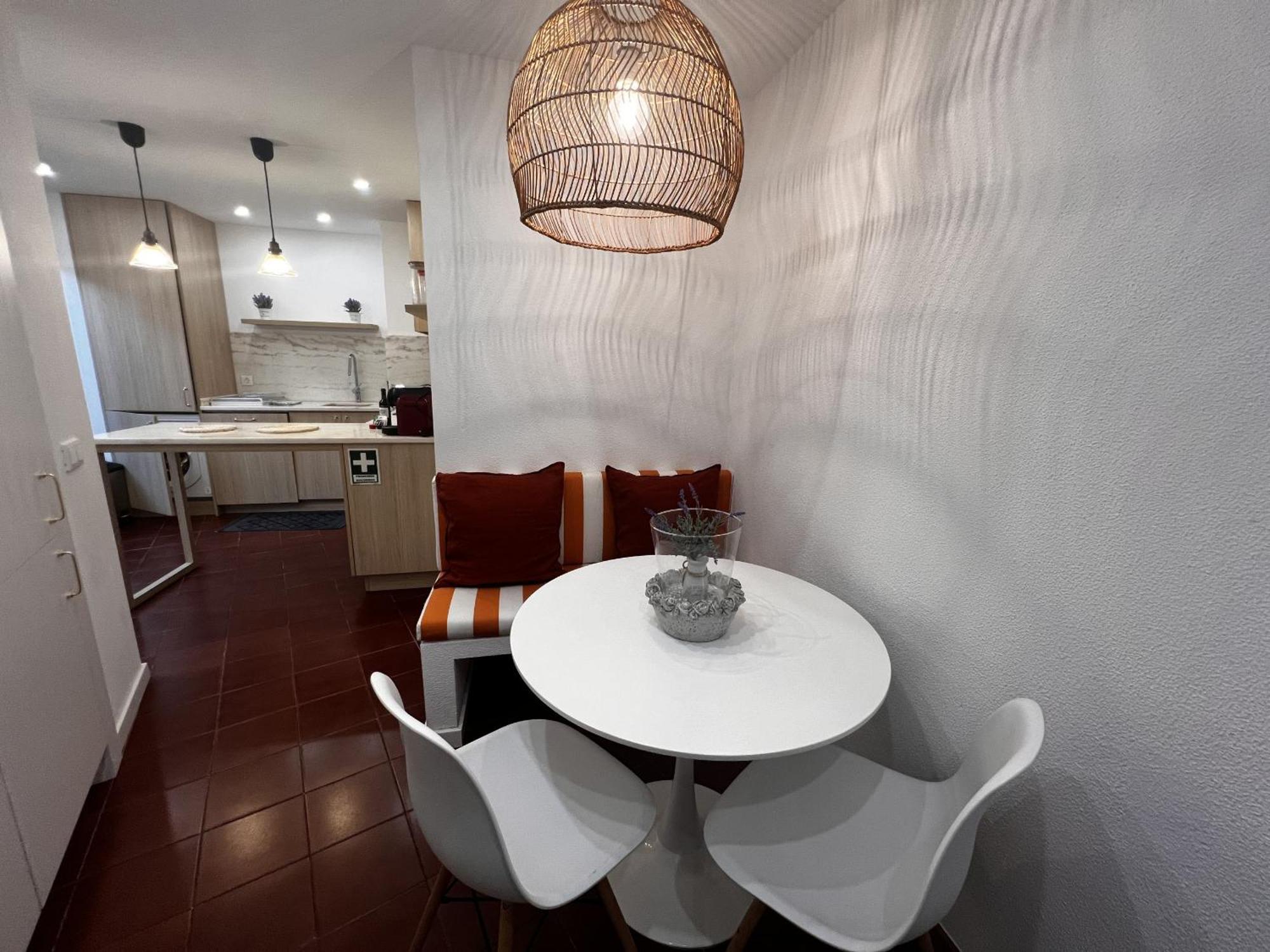 2room Cozy Center Caparica *